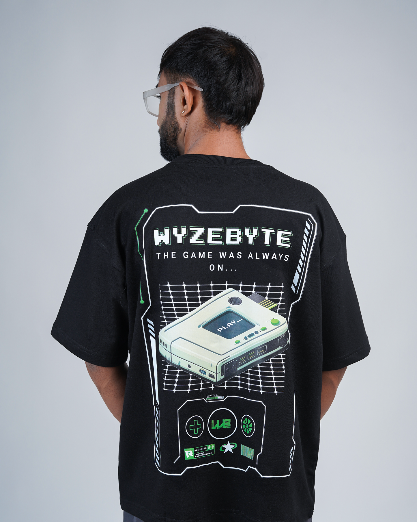 GAMEPLAY BLACK OVERSIZE TSHIRT